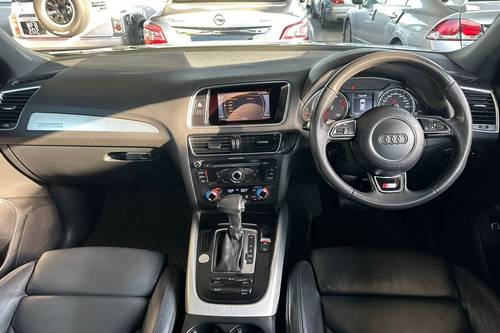 Terpakai 2015 Audi Q5 2.0 TDI quattro (130 kW) S Tronic untuk Dijual